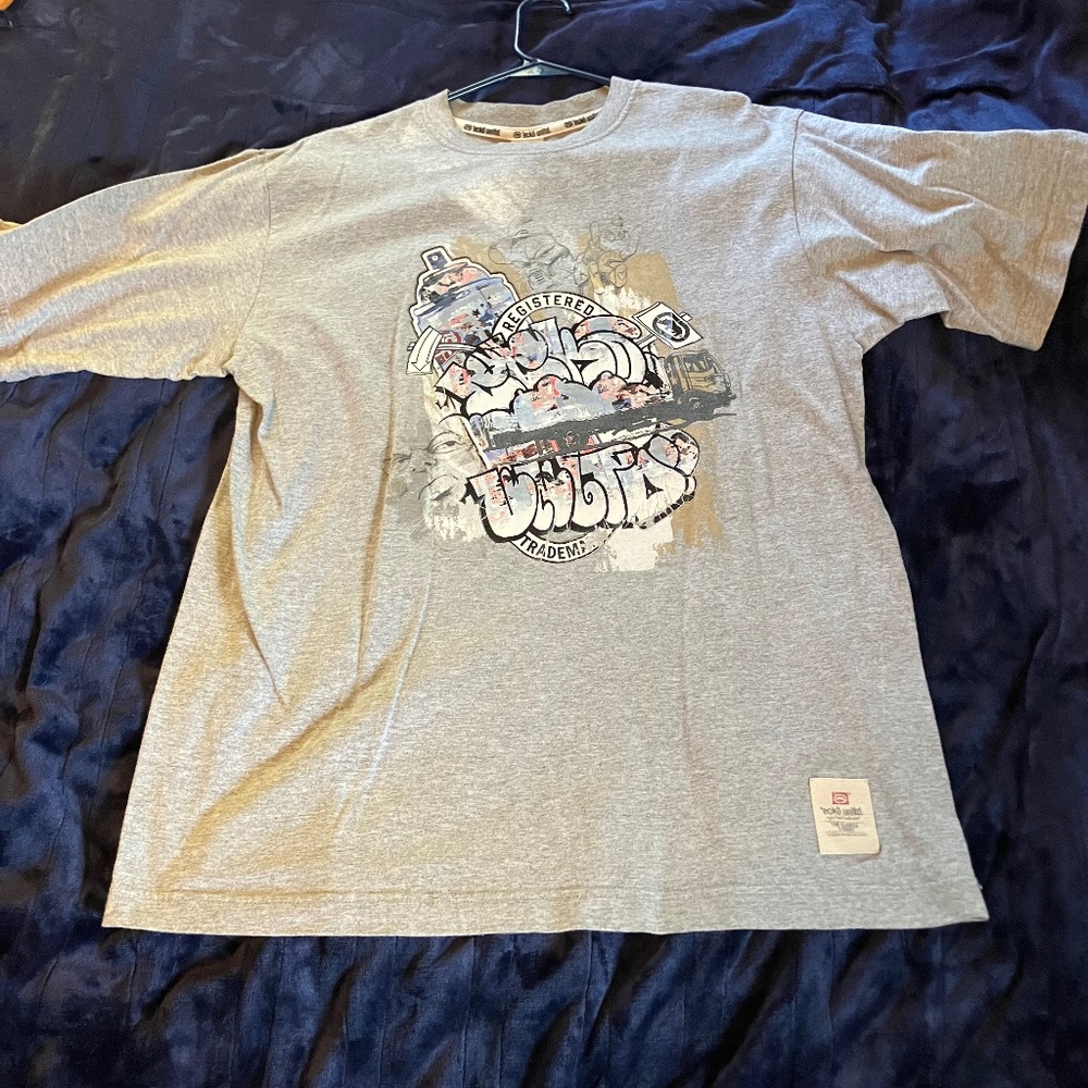 Ecko Unlimited Graffiti Tee in Large